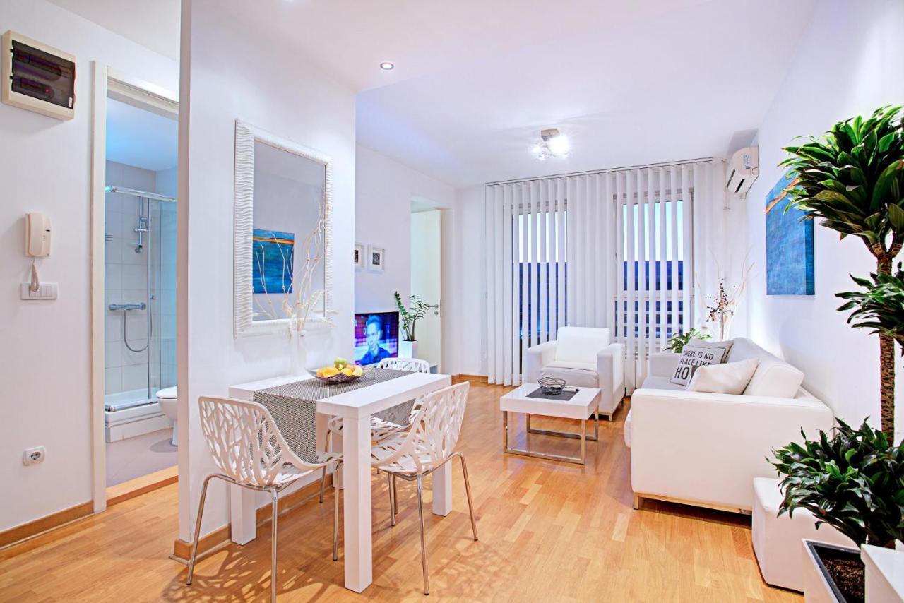 Belville Luxury Apartment Белград Екстериор снимка