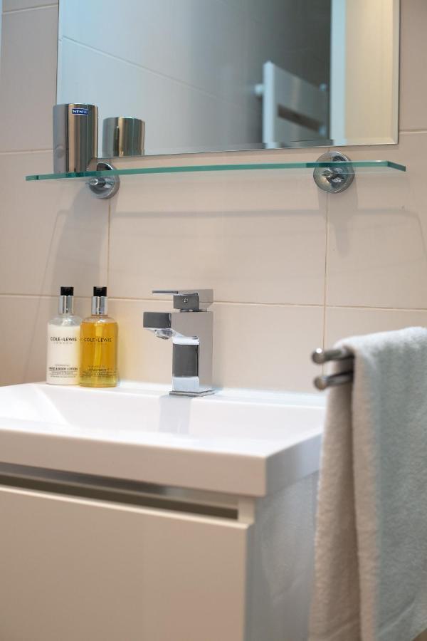 Belville Luxury Apartment Белград Екстериор снимка